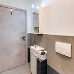Daire Baricevic - Two Bedroom With Balcony