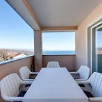 Daire Baricevic - Two Bedroom With Balcony Opatija