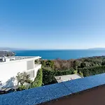 Daire Baricevic - Two Bedroom With Balcony