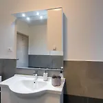 Daire Baricevic - Two Bedroom With Balcony *