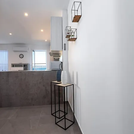 Baricevic - Two Bedroom With Balcony Opatija