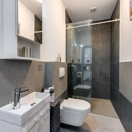 Baricevic - Two Bedroom With Balcony Apartamento