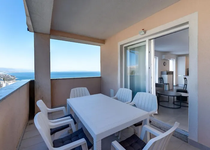 Baricevic - Two Bedroom With Balcony Apartman Opatija