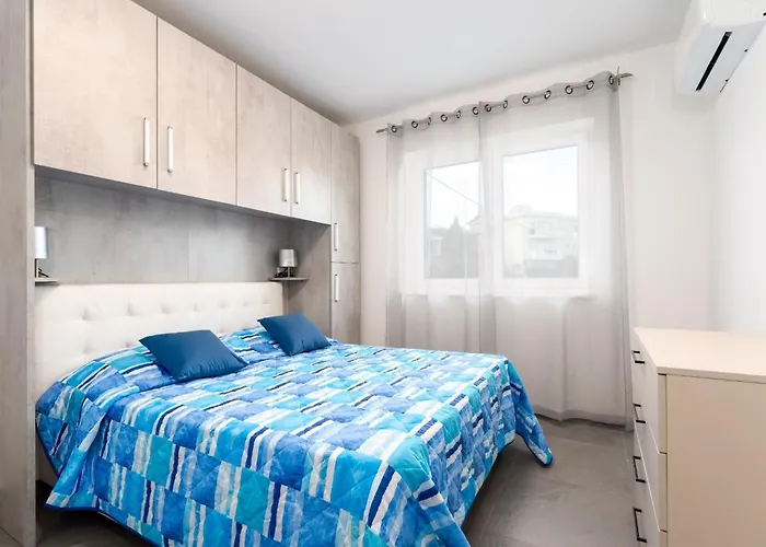 Baricevic - Two Bedroom With Balcony * Opatija