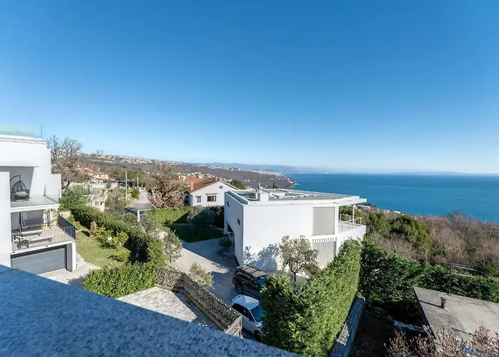 Baricevic - Two Bedroom With Balcony * Opatija