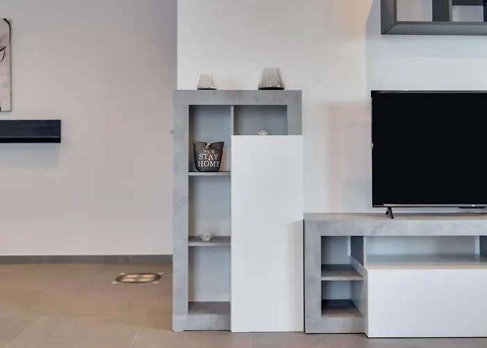 Baricevic - Two Bedroom With Balcony Opatija